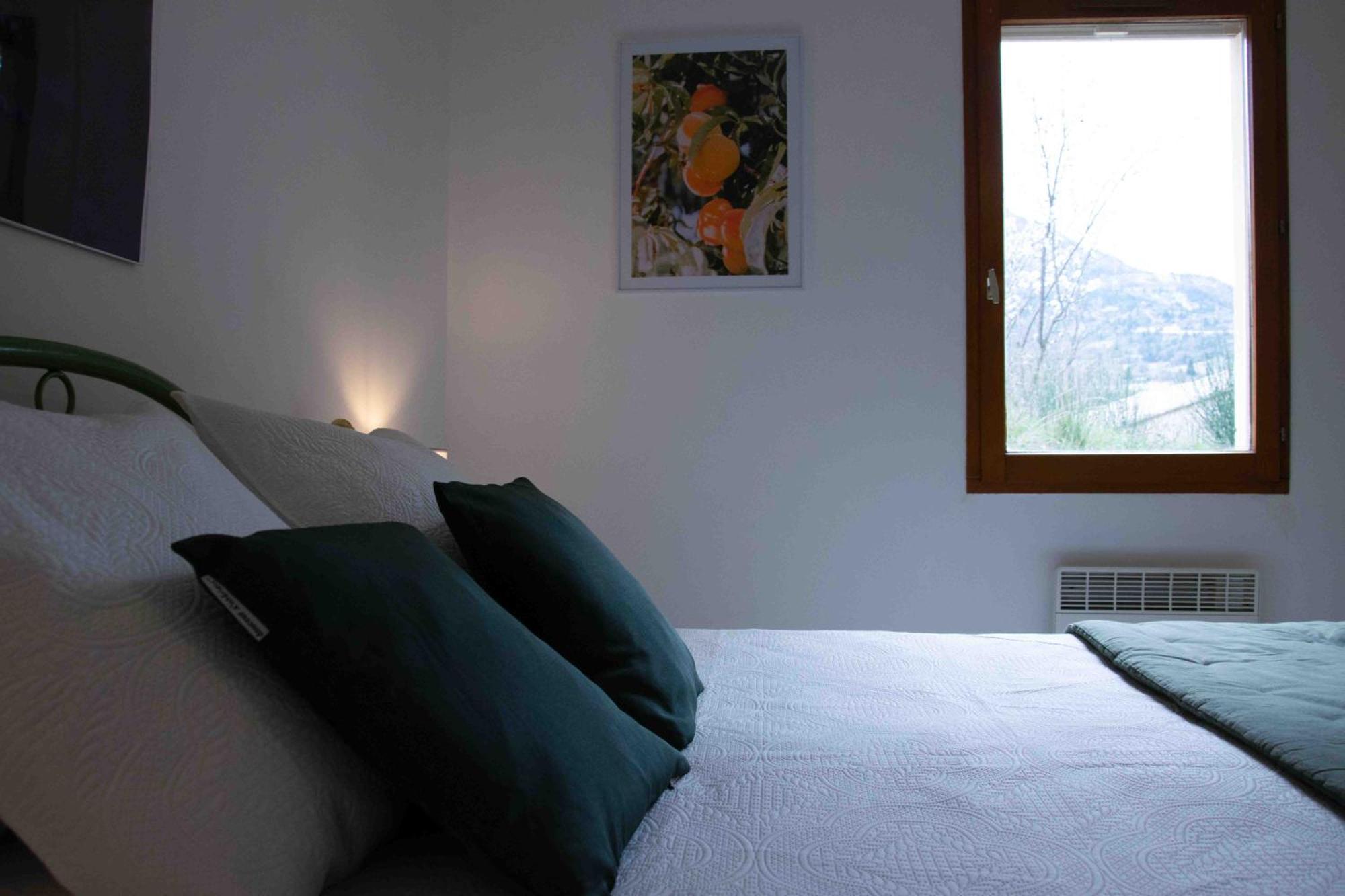Les Grands Pres Des Baronnies Guest House La Roche-sur-le-Buis Eksteriør bilde