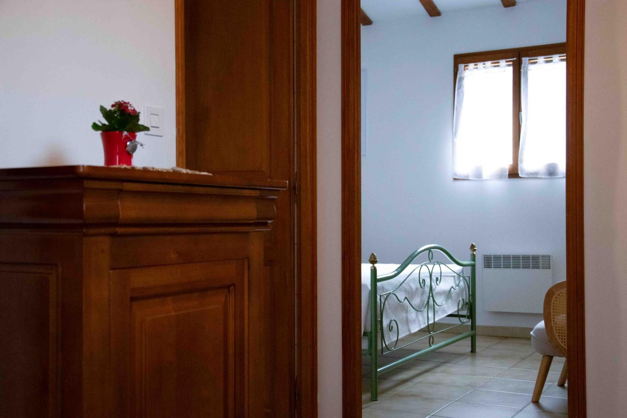 Les Grands Pres Des Baronnies Guest House La Roche-sur-le-Buis Eksteriør bilde